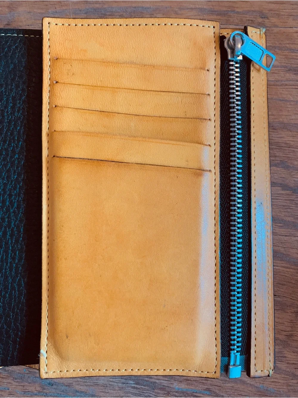 Maison Margiela Archival Pop Color Collection Luxury Bifold Wallet 4 Stitch